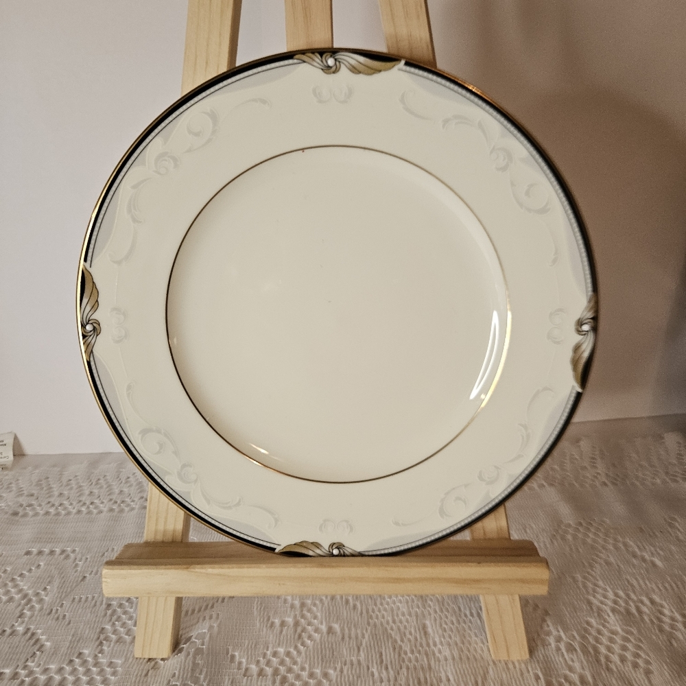 Noritake Bone-China Sunswept (9781) 1 Salad Plate, Ivory/ Black/Gold Mint Condit